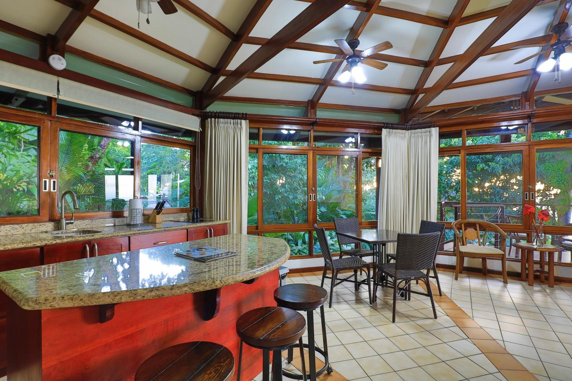 Tulemar Resort Мануэль-Антонио Экстерьер фото